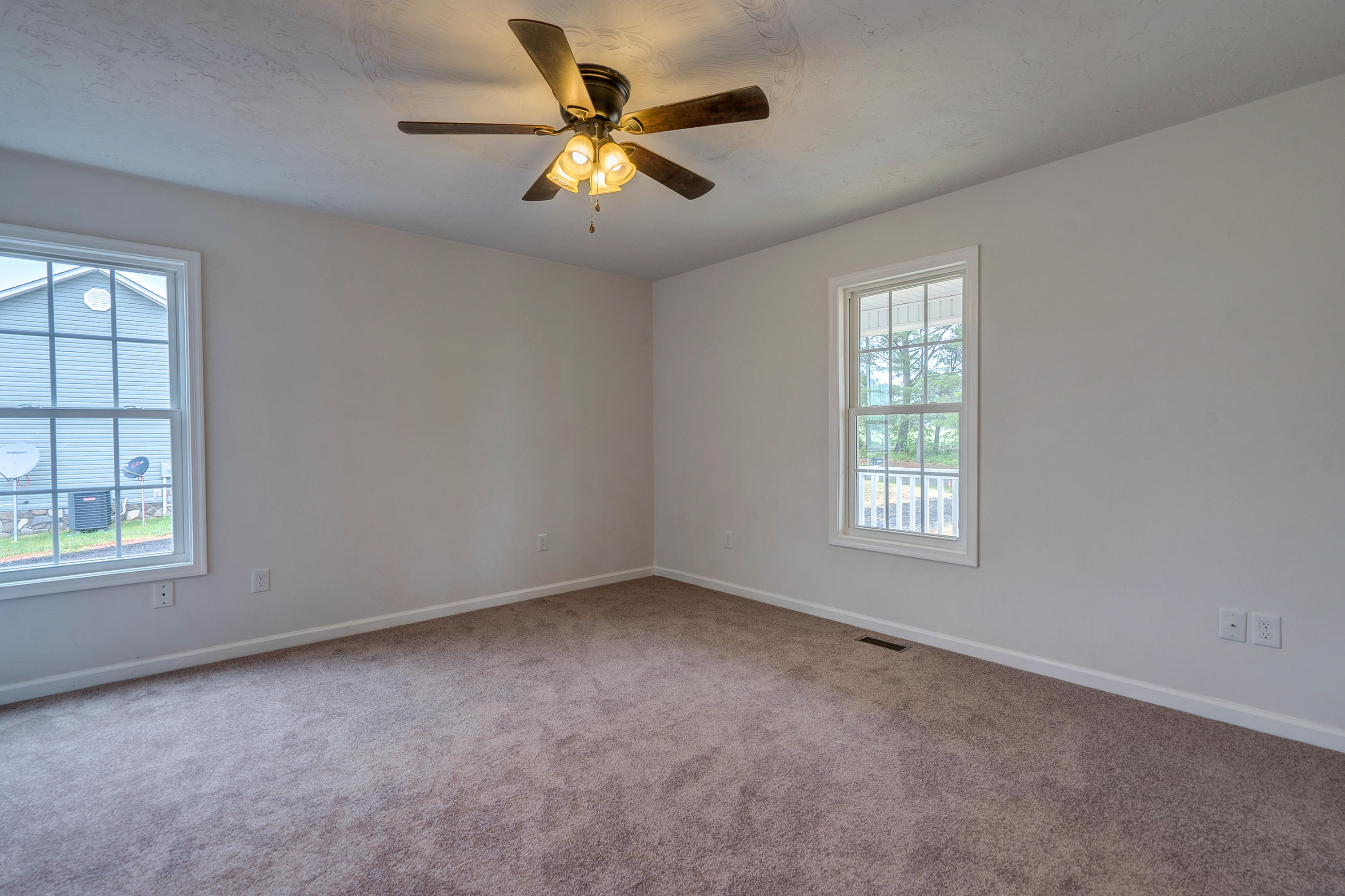 2559 Meadors Spur Road Moneta, VA 24121 - Photo 11 of 30 DSC00491_2_3_4_5