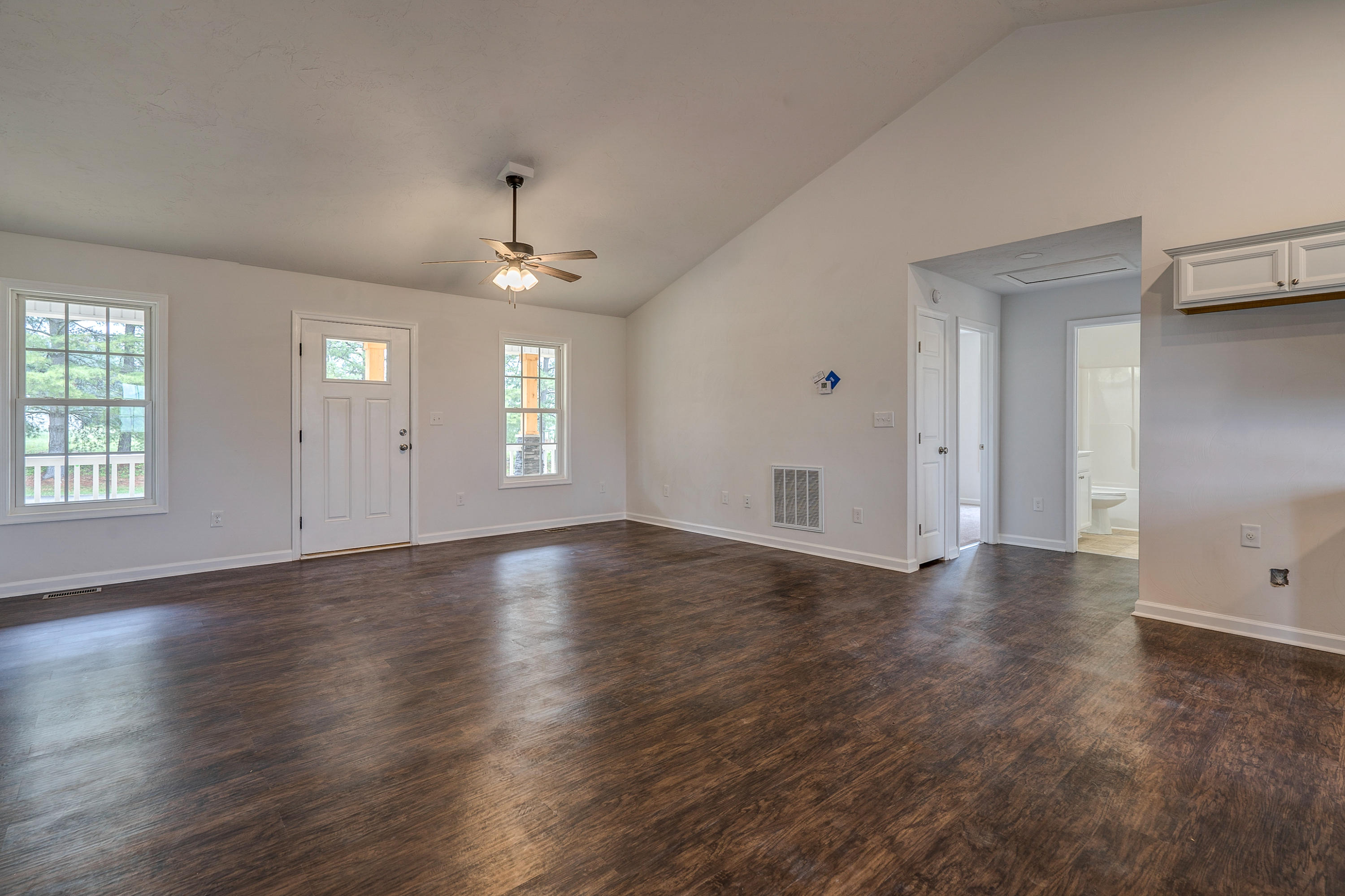 2559 Meadors Spur Road Moneta, VA 24121 - Photo 4 of 30 DSC00481_2_3_4_5