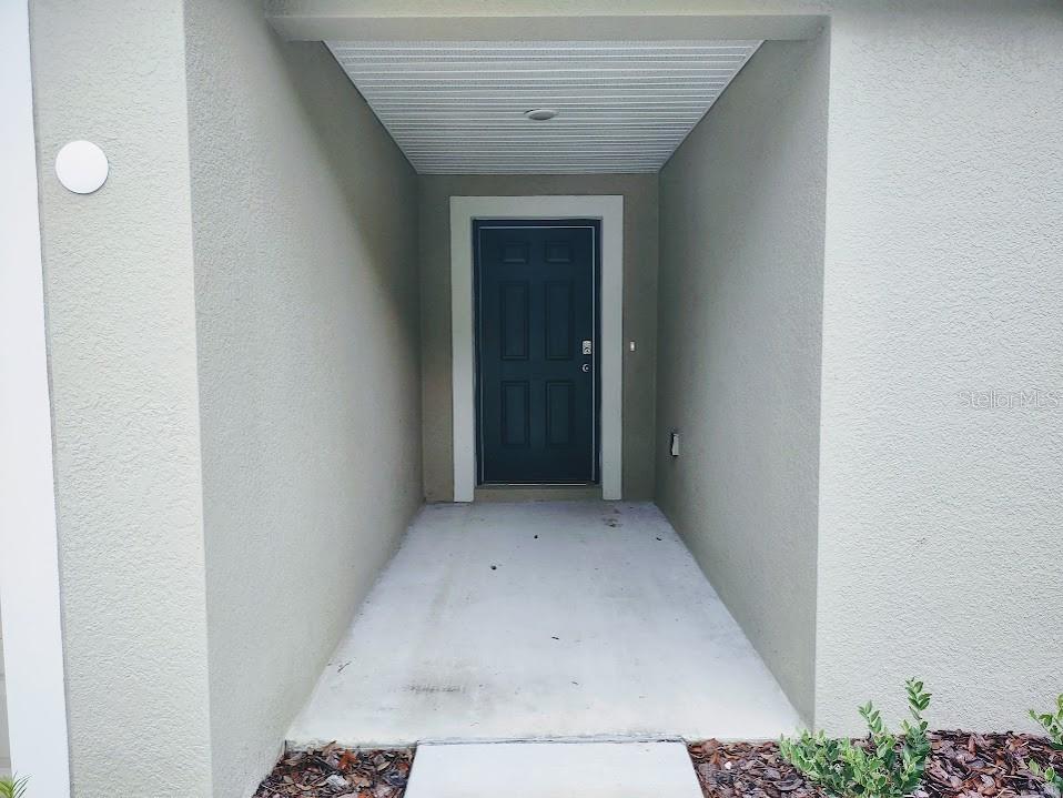 108 West Goldcoast Place Dunnellon, FL 34434 - Photo 14 of 26 a view of a hallway
