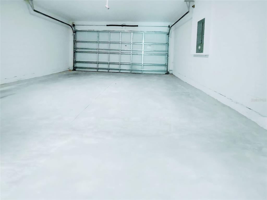 108 West Goldcoast Place Dunnellon, FL 34434 - Photo 24 of 26 a view of an empty room