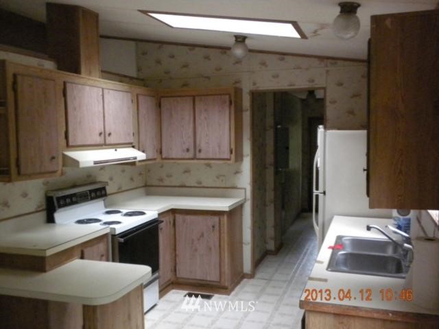 4124 Petersville Road Northeast Bremerton, WA 98310 - Photo 5 of 8 Gallery Image 5