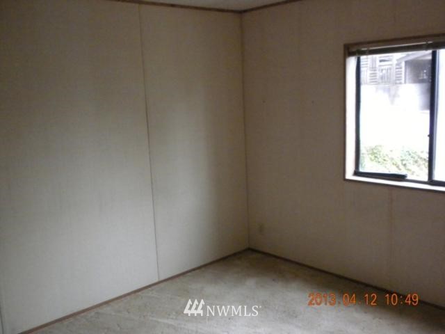 4124 Petersville Road Northeast Bremerton, WA 98310 - Photo 8 of 8 Gallery Image 8