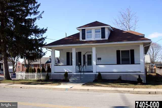 11 Stuart Avenue Hanover, PA 17331 - Photo 1 of 9 Gallery Image 1