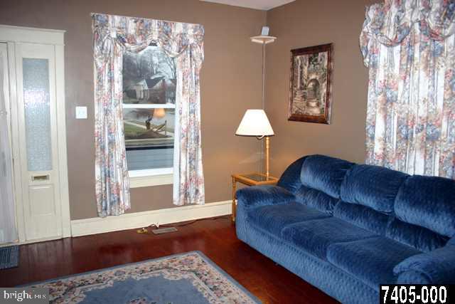 11 Stuart Avenue Hanover, PA 17331 - Photo 2 of 9 Gallery Image 2