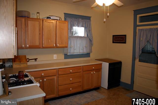 11 Stuart Avenue Hanover, PA 17331 - Photo 7 of 9 Gallery Image 7