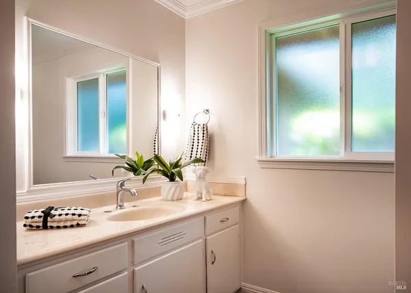 $987,317 | 7949 Tocchini Street, Sebastopol, CA 95472