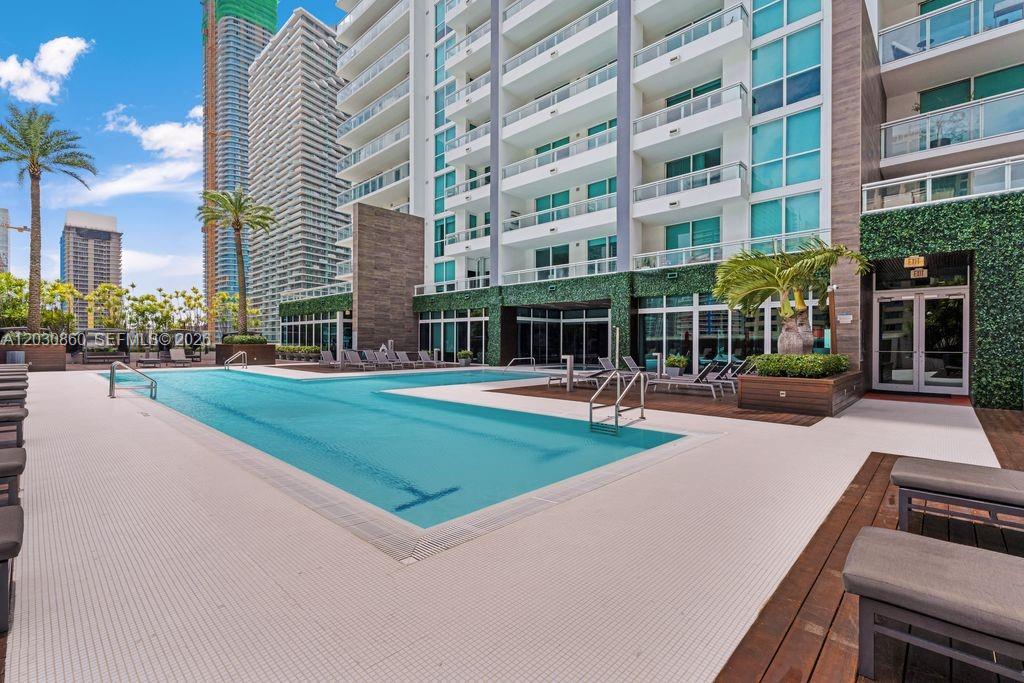1080 Brickell Avenue, Unit 3602 Miami, FL 33131 - Photo 16 of 18