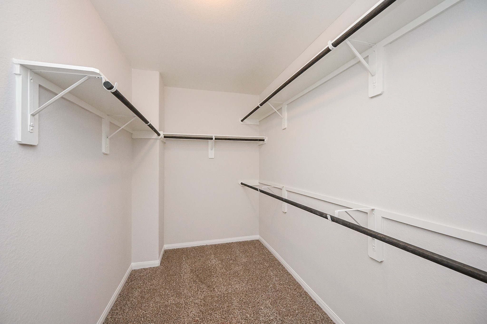 22002 Imperious Parkway Houston, TX 77073 - Photo 13 of 20 a view of small space