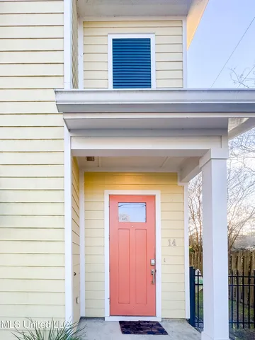 $425,000 | 216 Carre Court, Unit 14, Bay St. Louis, MS 39520