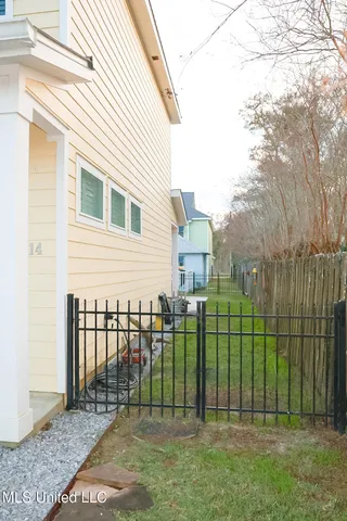 $425,000 | 216 Carre Court, Unit 14, Bay St. Louis, MS 39520