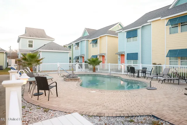 $425,000 | 216 Carre Court, Unit 14, Bay St. Louis, MS 39520