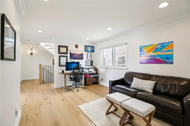 $11,000 | 656 7th Street, Hermosa Beach, CA 90254