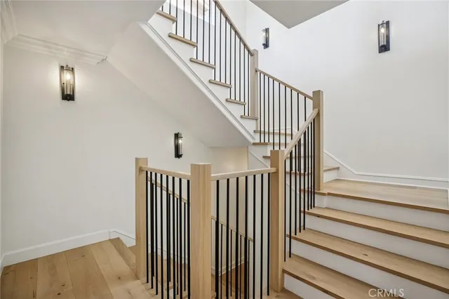 $11,000 | 656 7th Street, Hermosa Beach, CA 90254