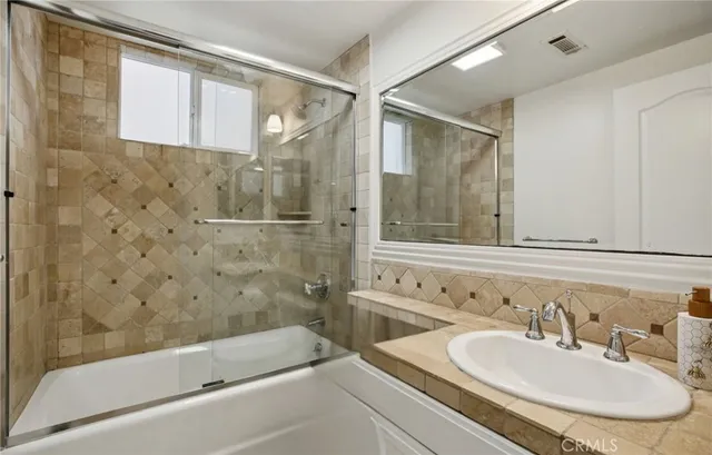 $11,000 | 656 7th Street, Hermosa Beach, CA 90254