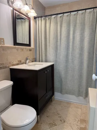 $2,300 | 103 Wiltshire Road, Unit D4, Scarsdale, NY 10583