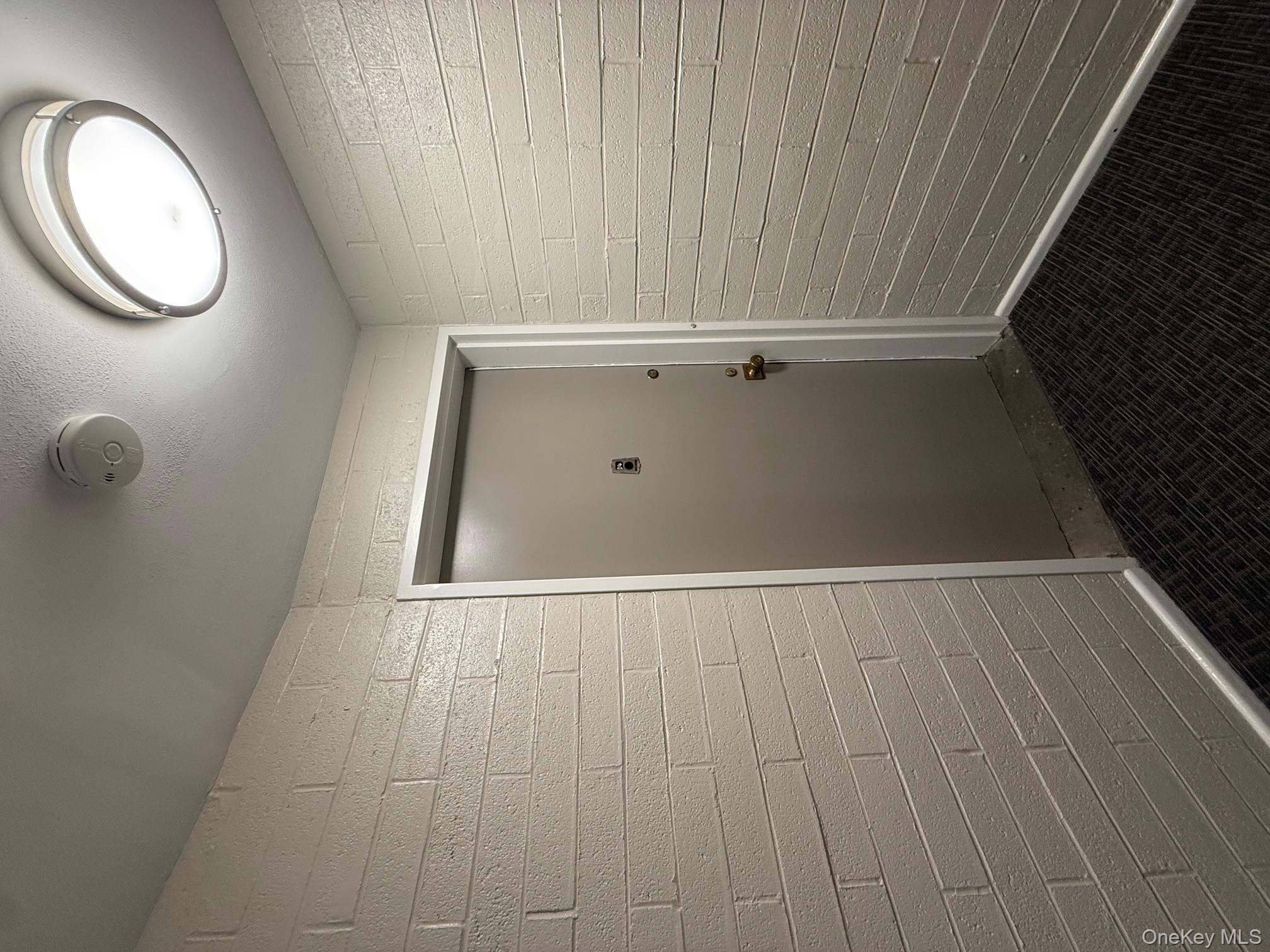 103 Wiltshire Road, Unit D4 Scarsdale, NY 10583 - Photo 3 of 23