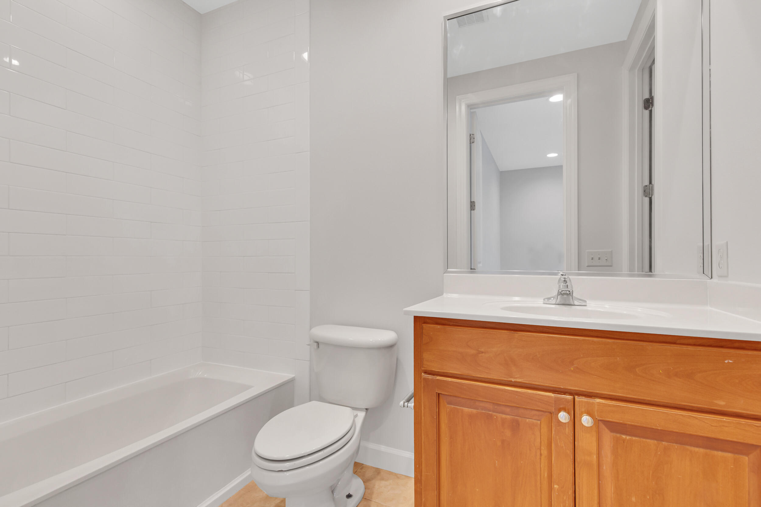 198 South Zander Way Santa Rosa Beach, FL 32459 - Photo 31 of 37 a bathroom with a sink a toilet and a bathtub