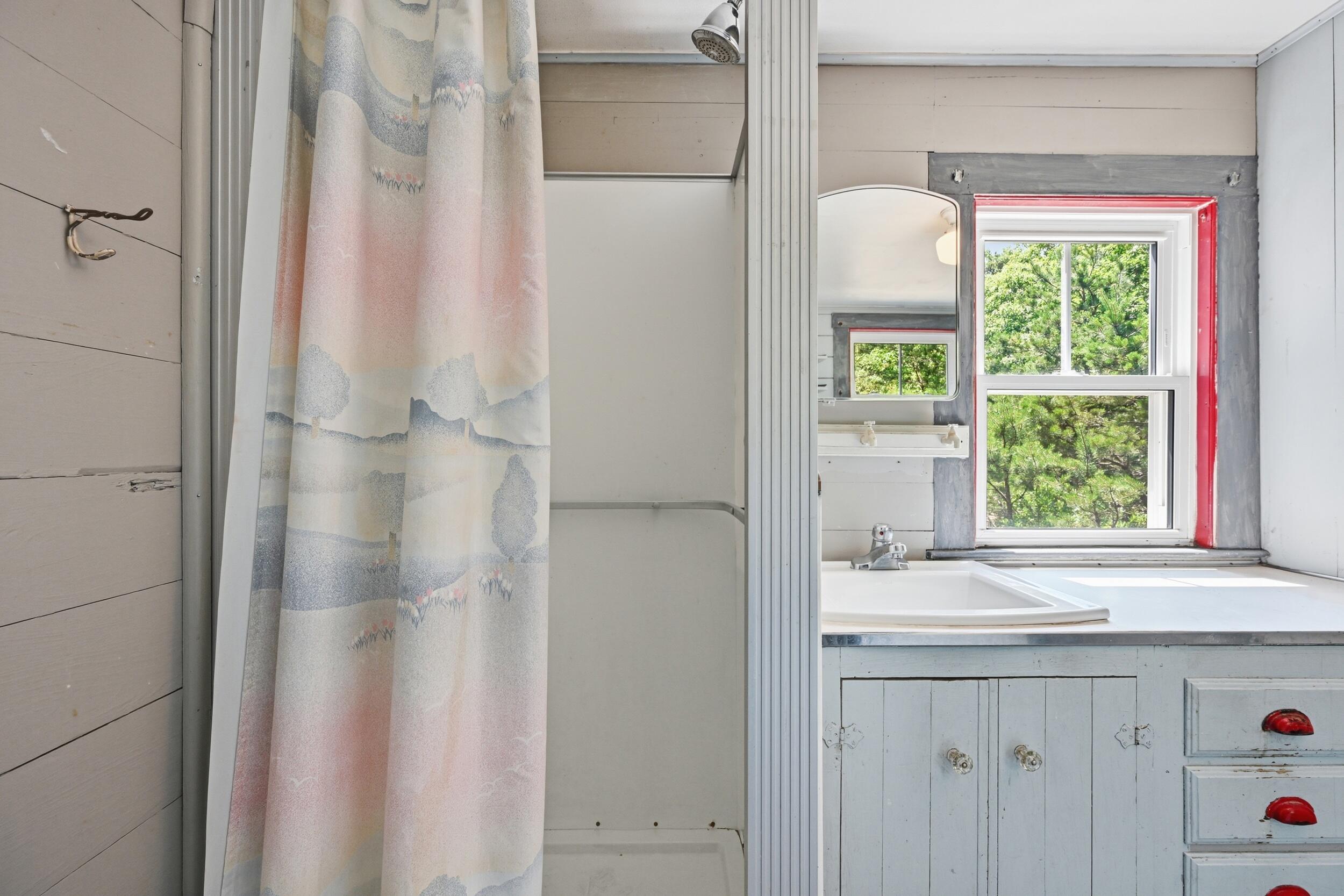 149 Cathedral Road Brewster, MA 02631 - Photo 19 of 53 1st flr Shower