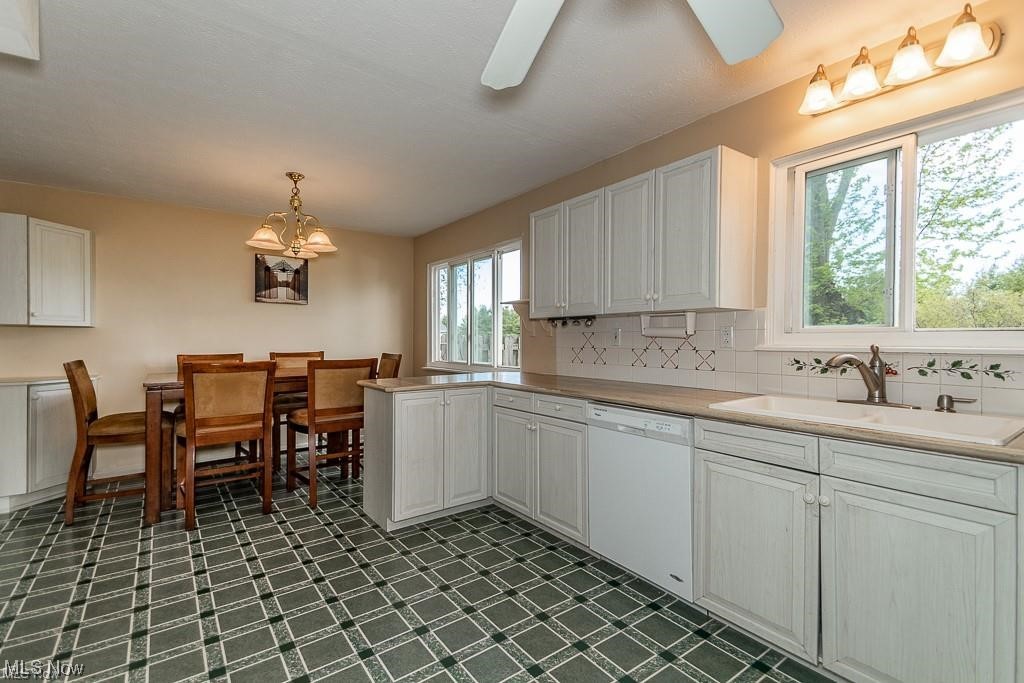 9335 Root Road North Ridgeville, OH 44039 - Photo 10 of 29 Gallery Image 10
