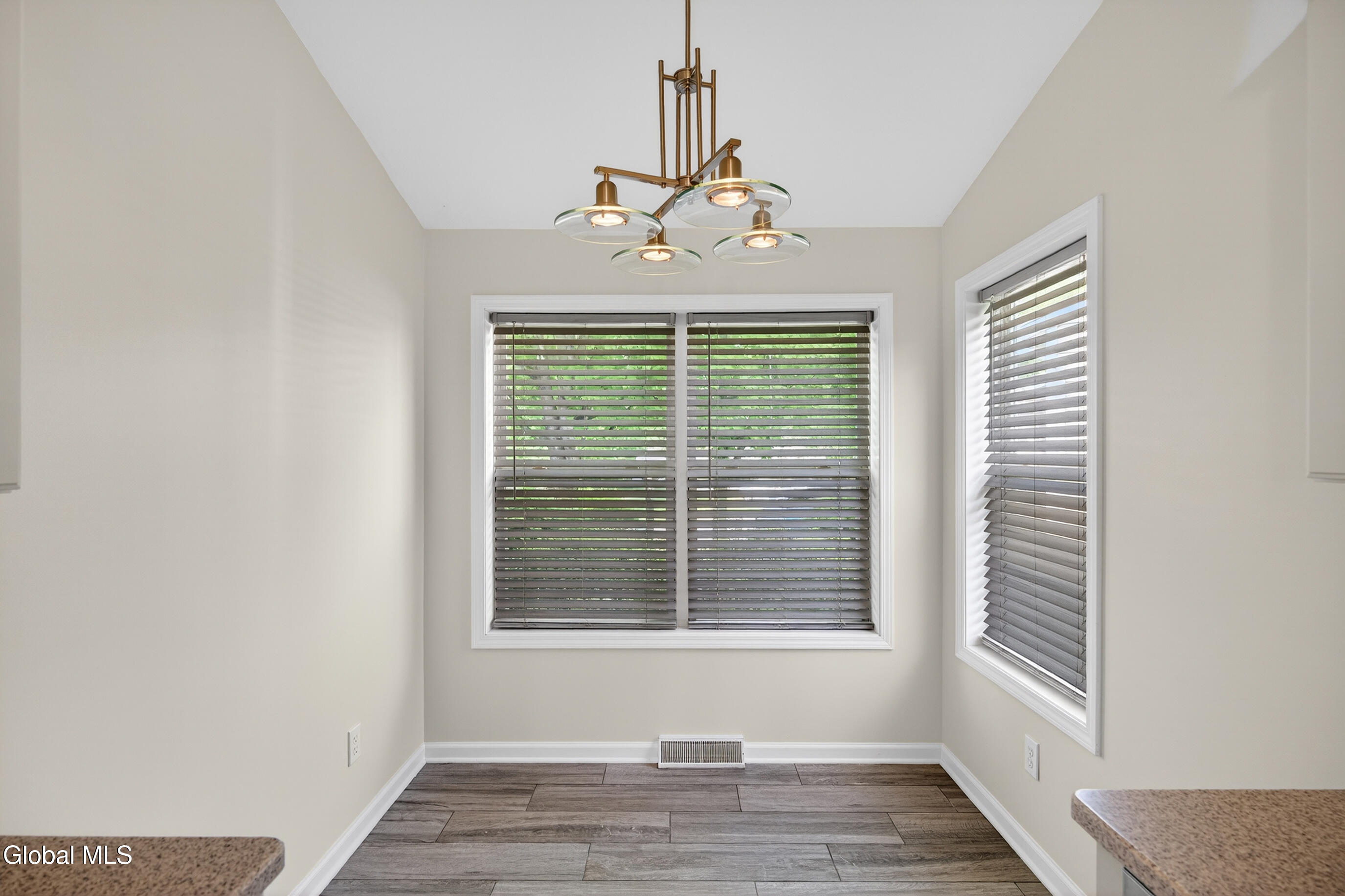 108 Harvard Road Colonie, NY 12189 - Photo 5 of 24 019-108-Harvard-Road-Watervliet-NY-12189