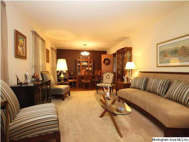 3320 Circle Hill Road Birmingham, AL 35243 - Photo 5 of 22