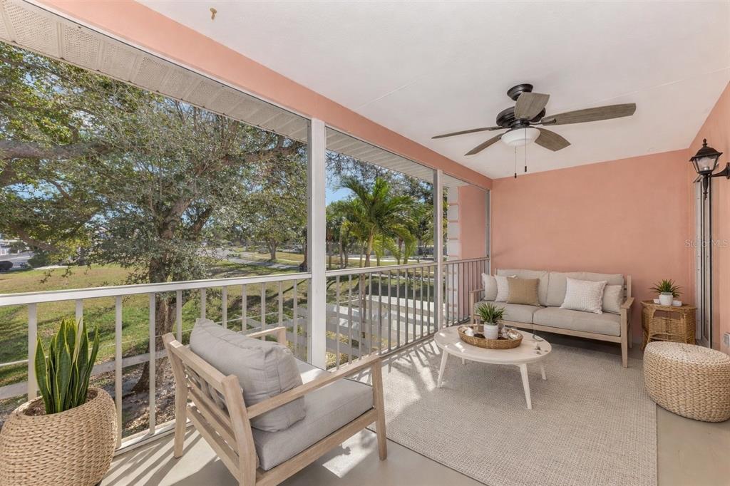 458 Cerromar Road, Unit 484 Venice, FL 34293 - Photo 3 of 38