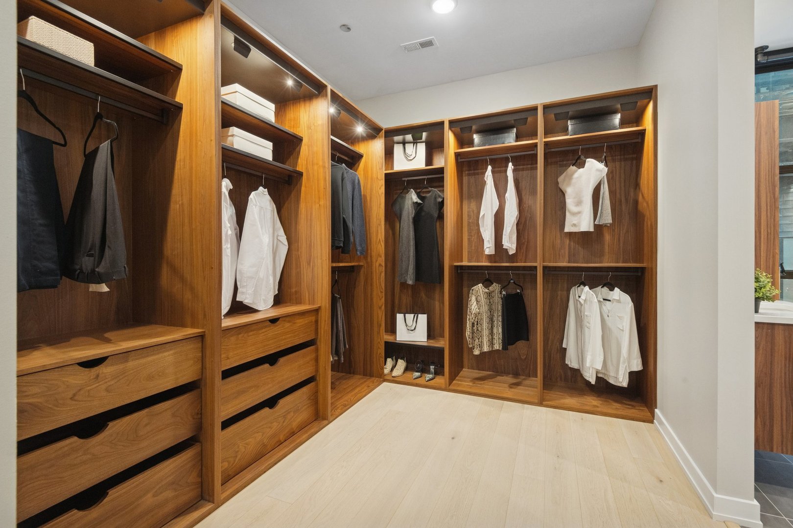 123 South Peoria Street, Unit P2 Chicago, IL 60607 - Photo 28 of 50 Gallery Image 28