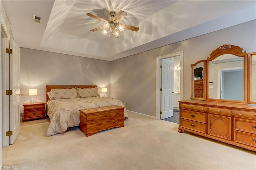 2711 Currieton Court Oak Ridge, NC 27310 - Photo 17 of 37