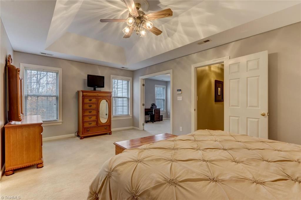 2711 Currieton Court Oak Ridge, NC 27310 - Photo 18 of 37