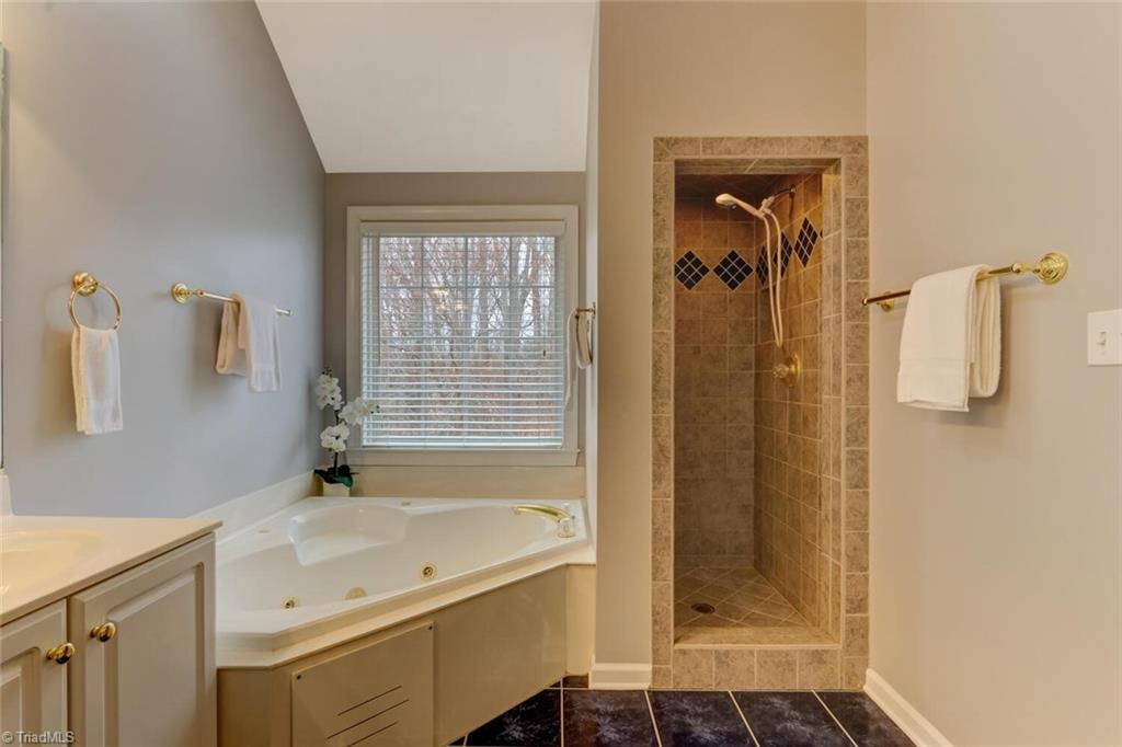 2711 Currieton Court Oak Ridge, NC 27310 - Photo 22 of 37
