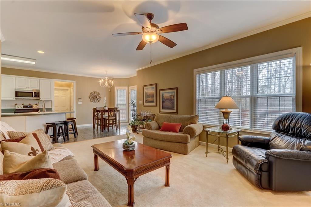 2711 Currieton Court Oak Ridge, NC 27310 - Photo 4 of 37