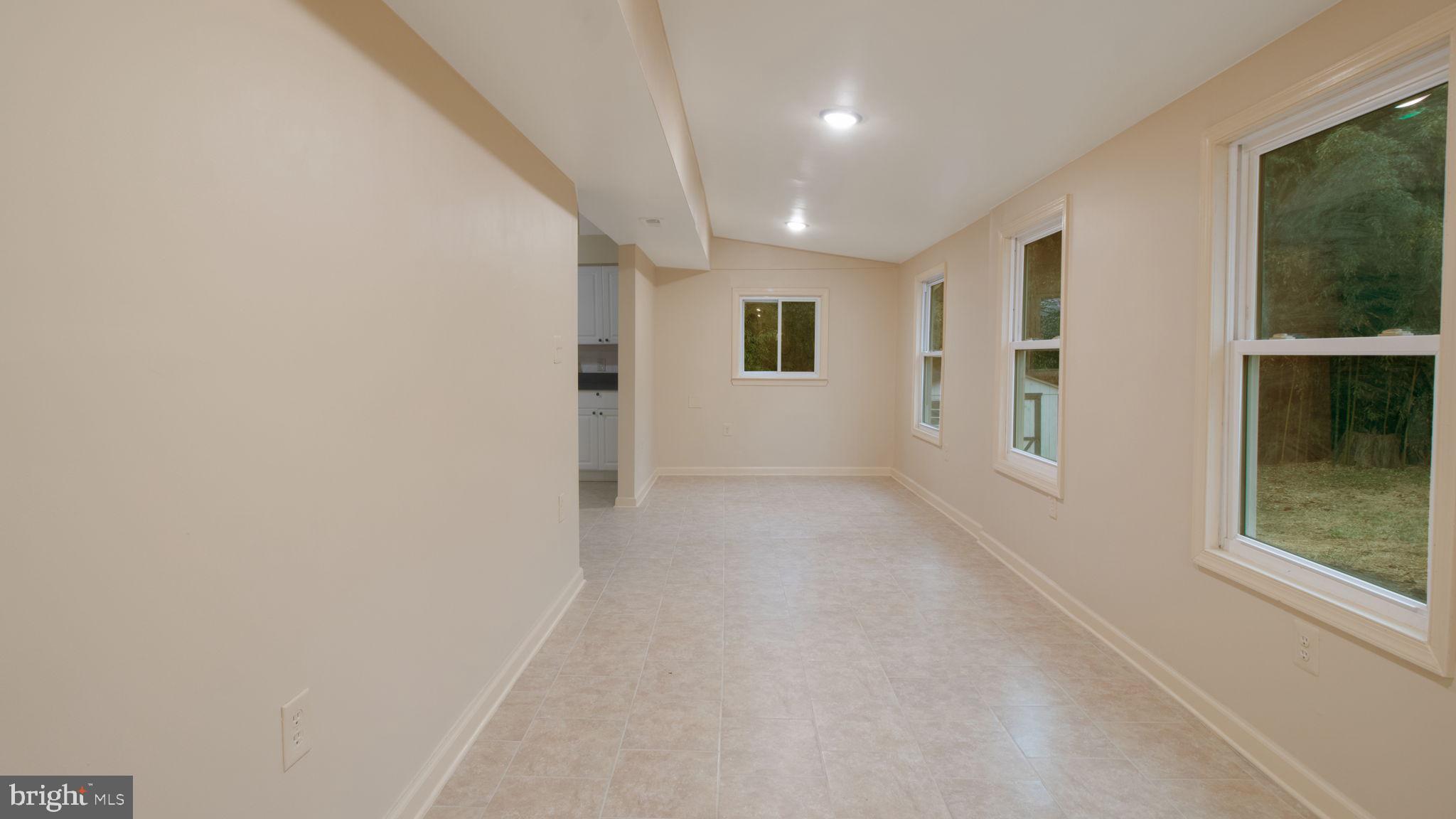 19005 Muncaster Road Derwood, MD 20855 - Photo 17 of 42 Gallery Image 17