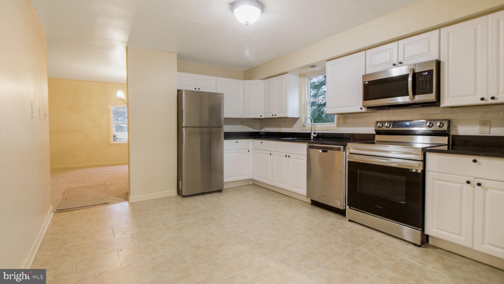 19005 Muncaster Road Derwood, MD 20855 - Photo 2 of 42 Gallery Image 2