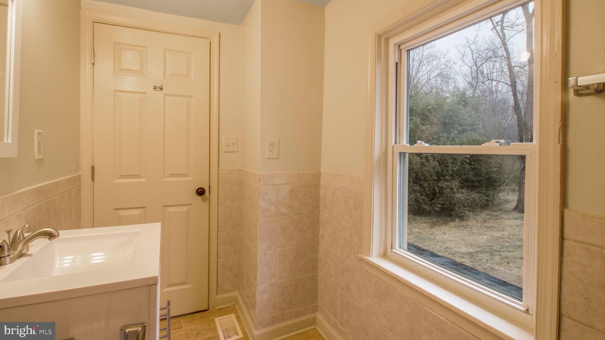 19005 Muncaster Road Derwood, MD 20855 - Photo 33 of 42 Gallery Image 33