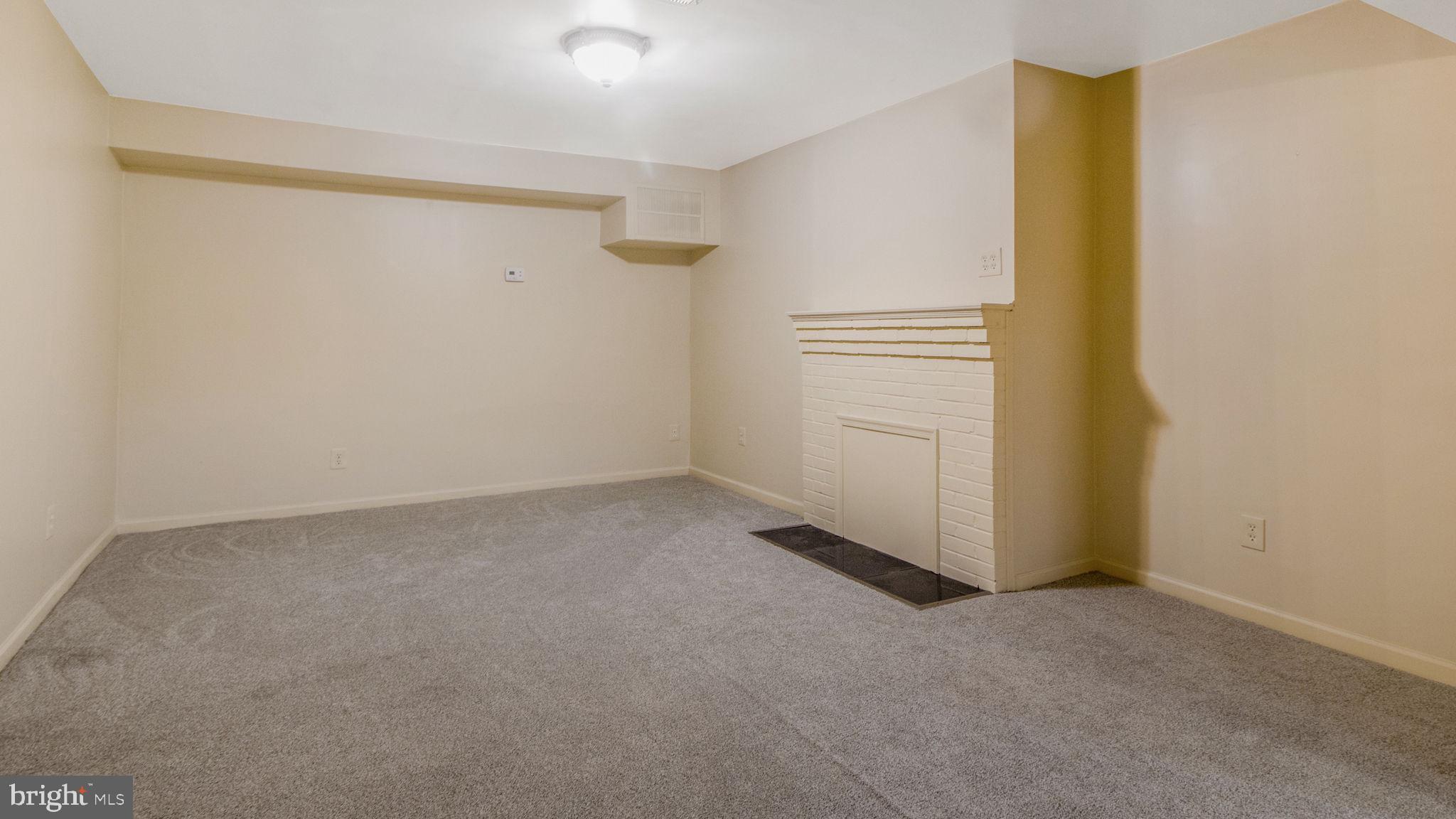 19005 Muncaster Road Derwood, MD 20855 - Photo 7 of 42 Gallery Image 7