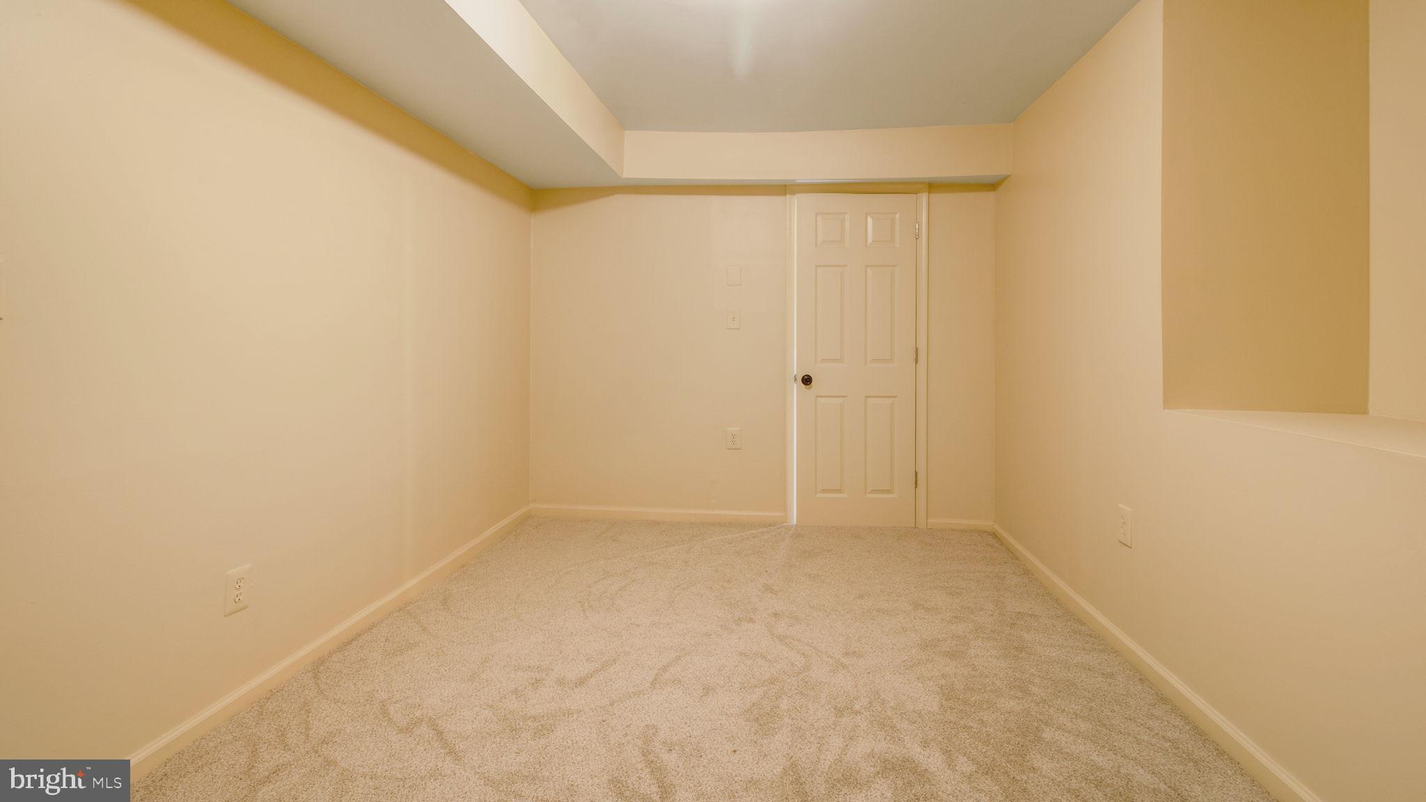 19005 Muncaster Road Derwood, MD 20855 - Photo 10 of 42 Gallery Image 10