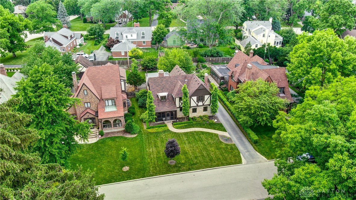 37 West Hadley Road Dayton, OH 45419 - Photo 3 of 55