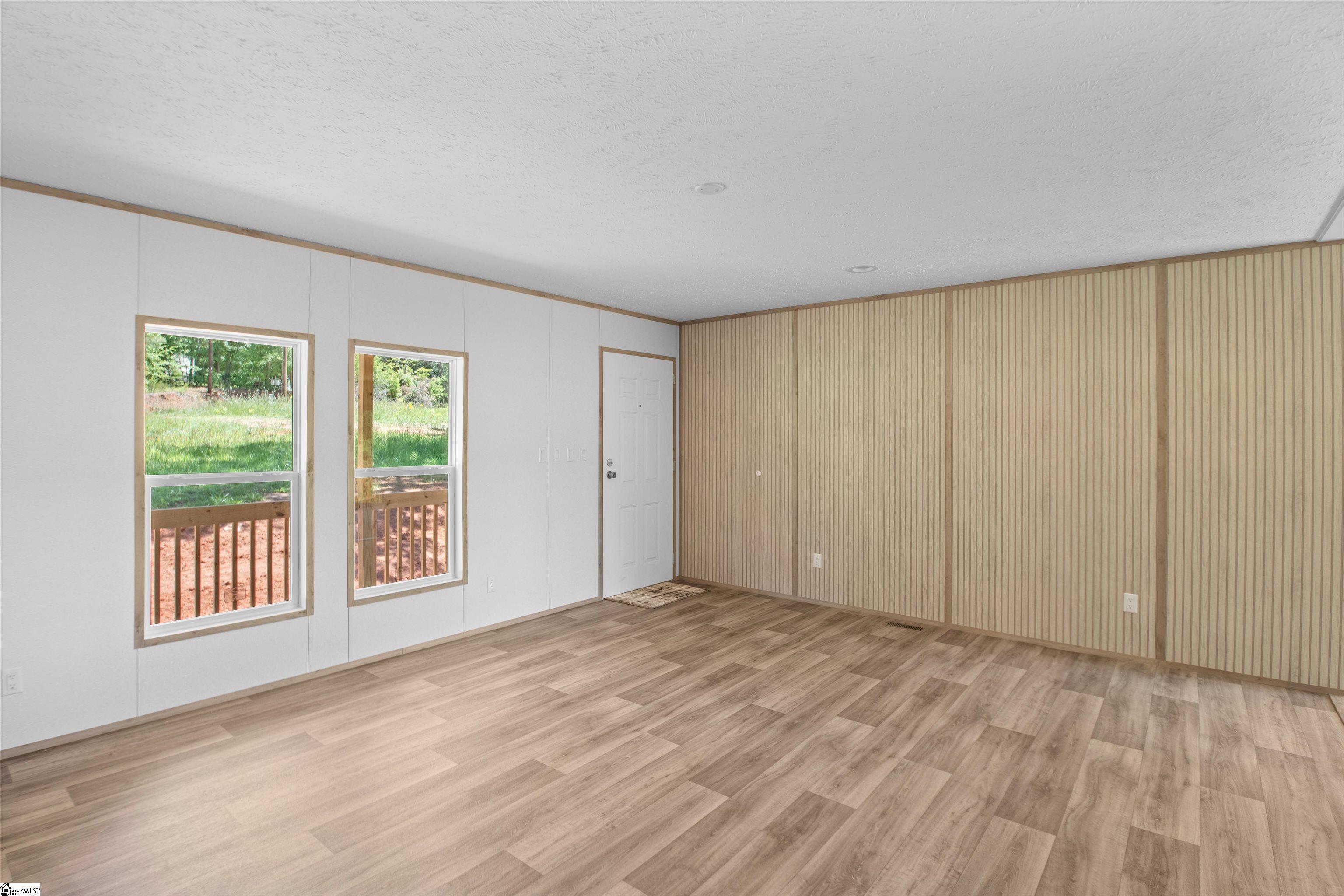 242 Black Bottom Road Liberty, SC 29657 - Photo 2 of 40
