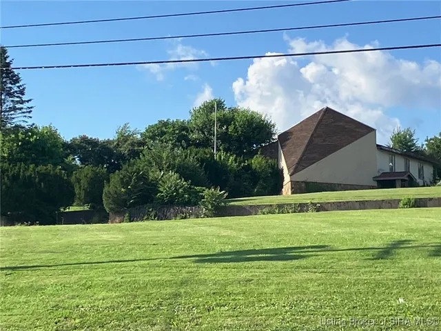 $1,000,000 | 6614 Highway 64, Georgetown, IN 47122