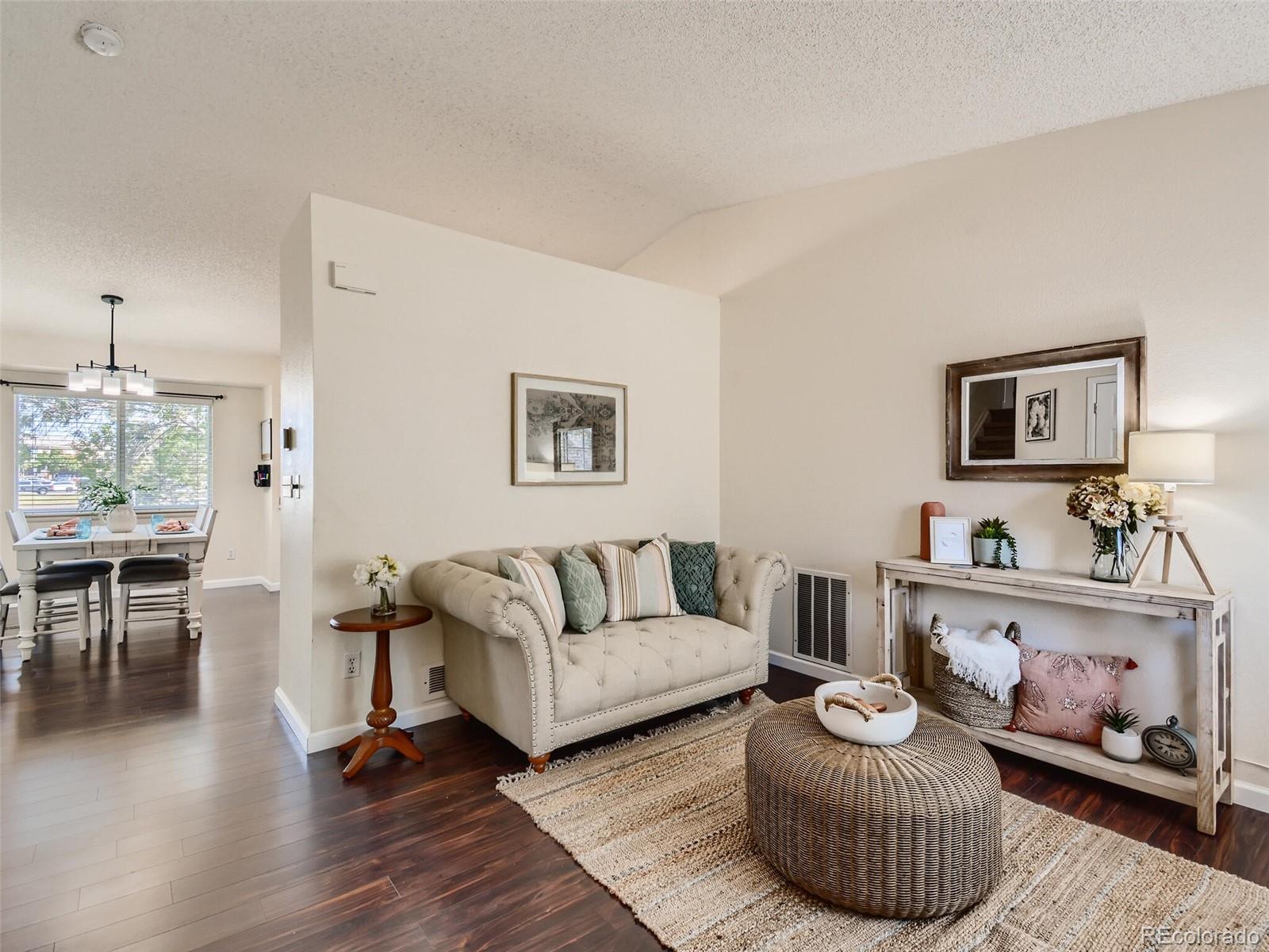 9704 South Castle Ridge Circle Highlands Ranch, CO 80129 - Photo 6 of 28