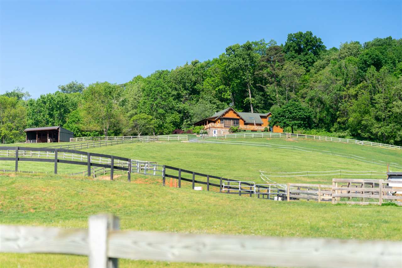 561 Dices Spring Road Weyers Cave, VA 24486 - Photo 13 of 49 Gallery Image 13