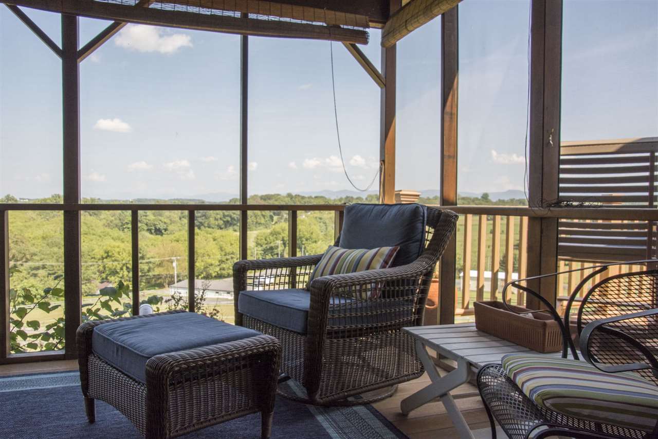 561 Dices Spring Road Weyers Cave, VA 24486 - Photo 9 of 49 Gallery Image 9