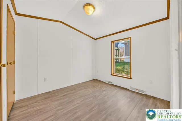 $54,000 | 5 Woodview Court, Bath, PA 18014