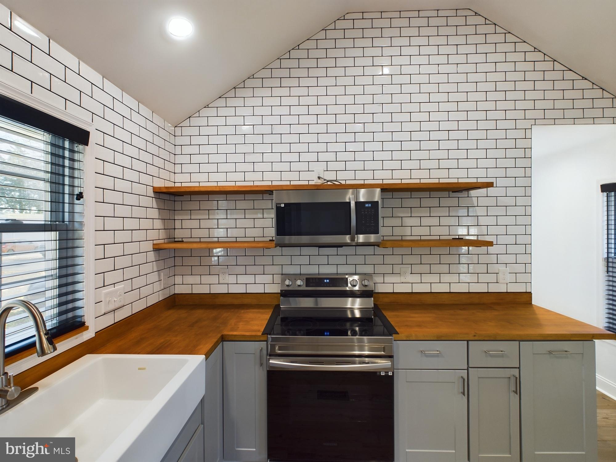 31667 Siham Road, Unit 11688 Lewes, DE 19958 - Photo 7 of 38 Open concept kitchen
