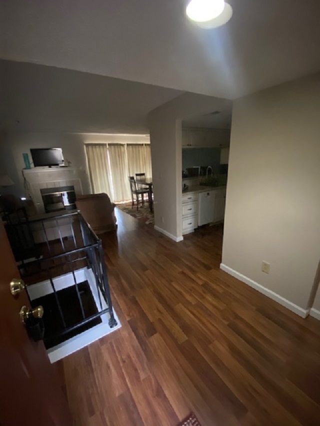 9048 South Pointe Ridge Lane, Unit 25 Bloomington, IN 47401 - Photo 4 of 15 Gallery Image 4