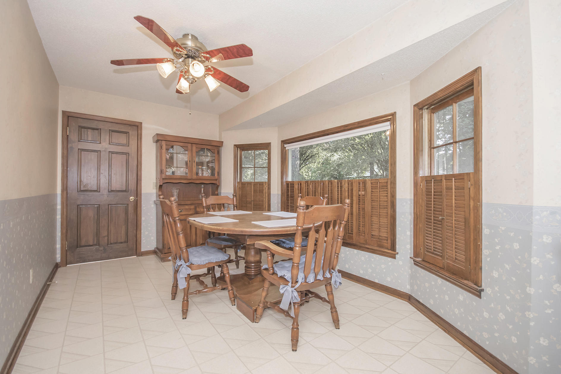 675 Pawley Road Mount Pleasant, SC 29464 - Photo 16 of 37 DSC_2294