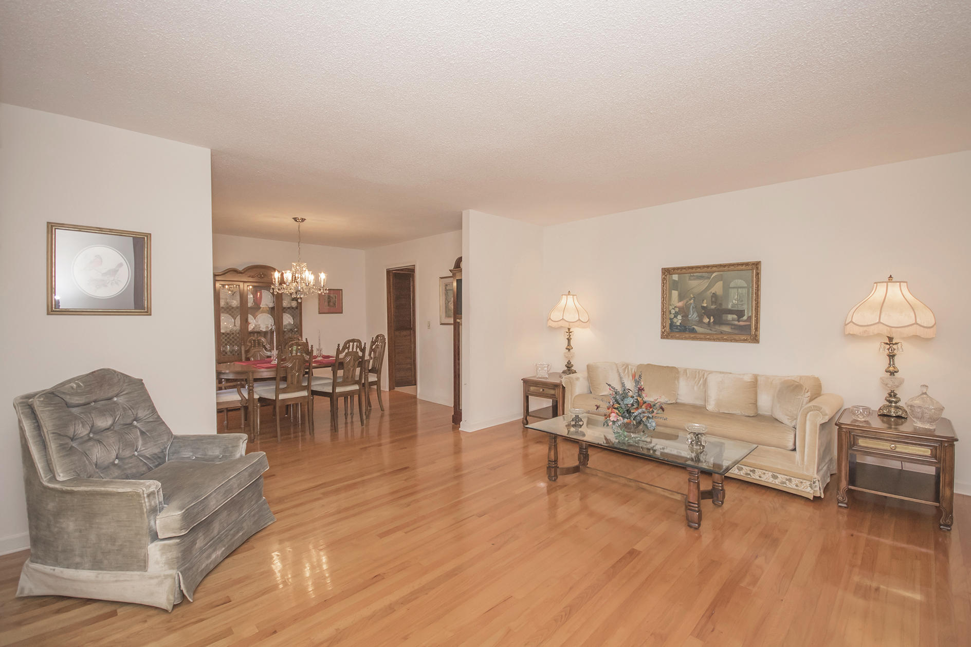 675 Pawley Road Mount Pleasant, SC 29464 - Photo 6 of 37 DSC_2283