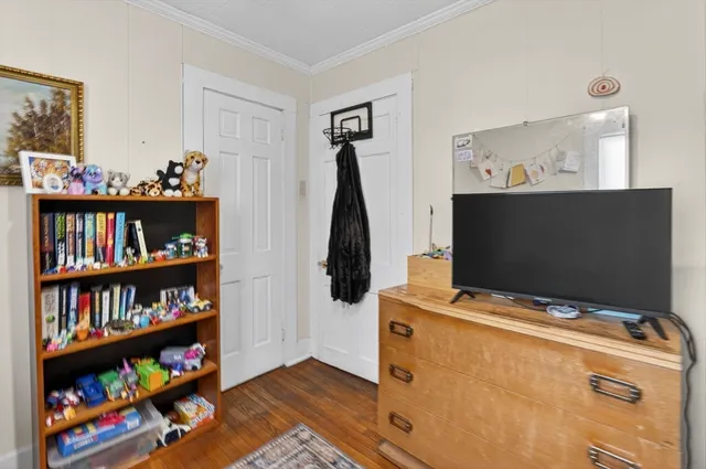 $339,900 | 52 Canada Hill Road, Greenfield, MA 01301