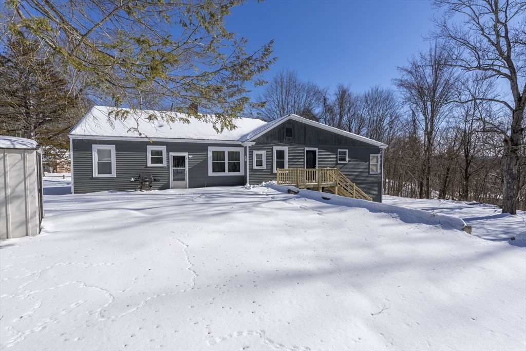 52 Canada Hill Road Greenfield, MA 01301 - Photo 4 of 37