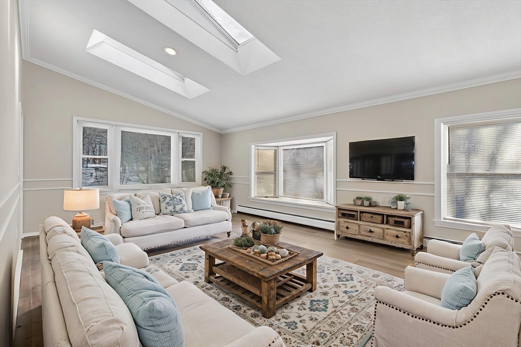 52 Canada Hill Road Greenfield, MA 01301 - Photo 6 of 37